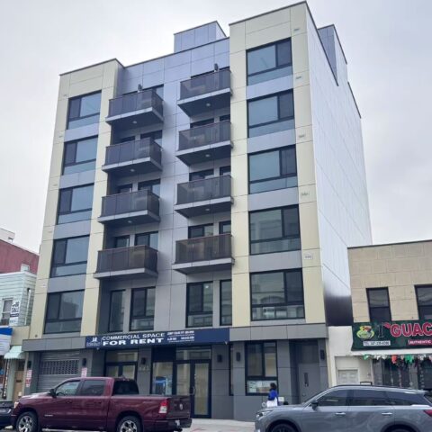 643 5th Ave